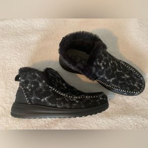 HEY DUDE Women’s Denny Shoes